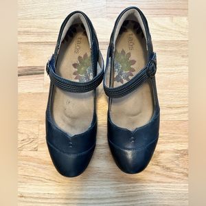 Taos Navy Mary Janes